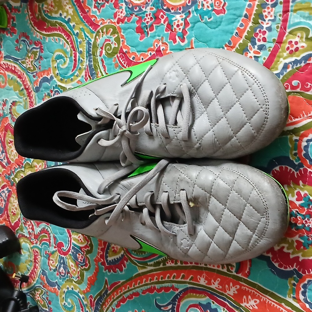 Nike Tiempo Cleats Size 11